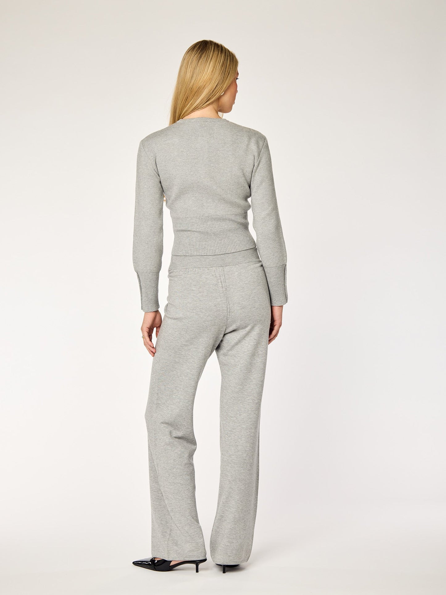 FAYE - Fitted Cardigan • Grey