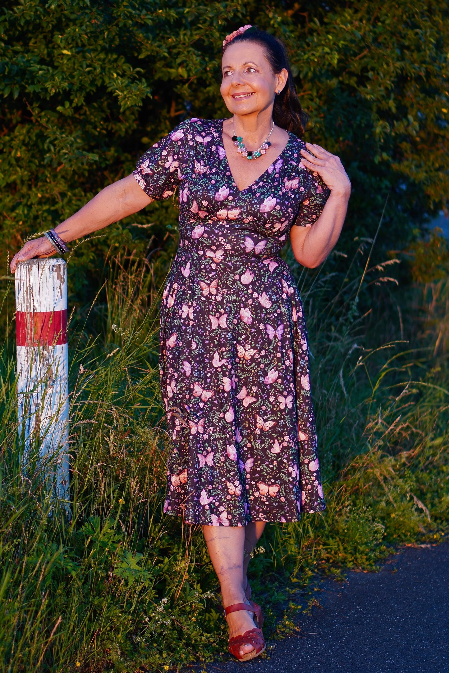 Julia Butterfly Garden Midi Dress In Black